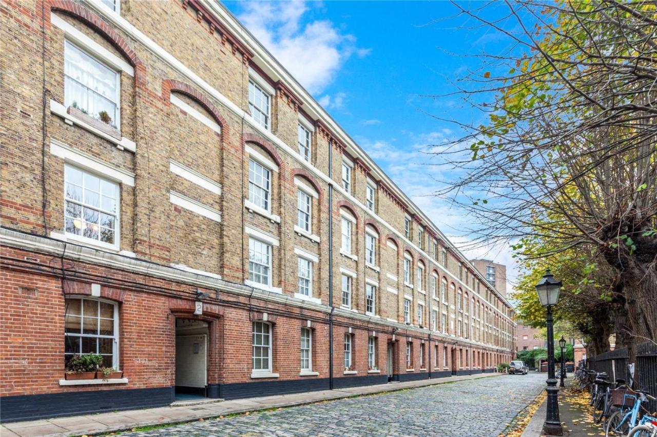 Traditional Victorian 2 Bed In Cobbled Street + Mod Cons - Full Home Londres Extérieur photo